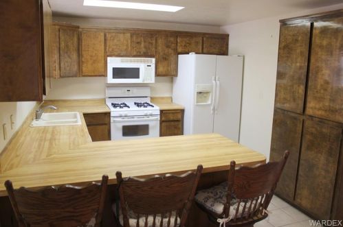 1445 Rio Vista Dr, Bullhead City AZ  86442-6882 exterior