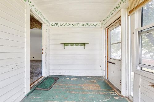 7421 24 Ave, Kenosha WI 53143-5705 exterior