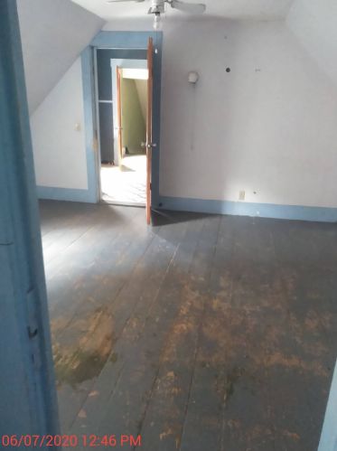 8 High St, Hillsboro NH  03244-5413 exterior