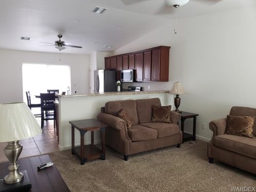 5078 Rosemary Dr, Bullhead City, AZ 86426-8355