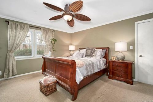 205 Haviland Ln, White Plains NY  10605-3020 exterior