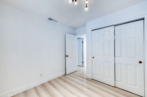 4747 Kaviland Ave, Fresno CA  93725-1716 exterior