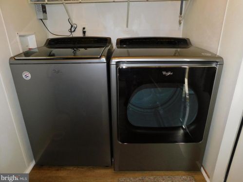 35395 Dannys Dr, Laurel DE  19956-3311 exterior