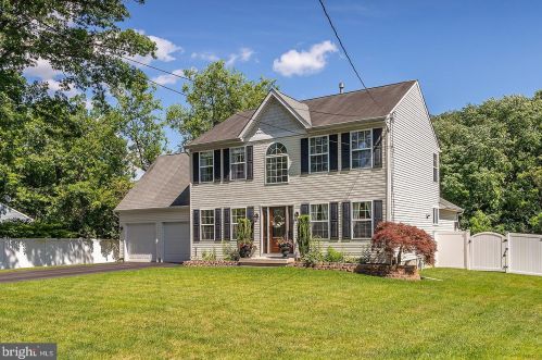 1831 Ivanhoe Ave, West Deptford, NJ 08096-6426