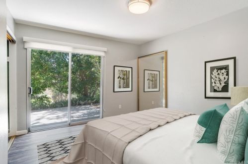 856 Sunset Dr, Redlands CA  92373-6938 exterior