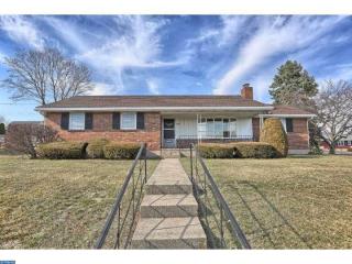 504 Florence Ave, Moselem, PA 19526-8321