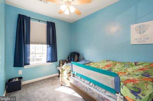 135 Sandpiper Ct, Gilbertsville PA  19525-8118 exterior