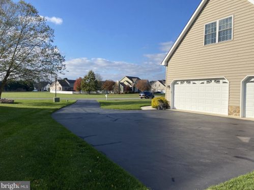 203 Waterfowl Dr, Magnolia DE  19962-2505 exterior