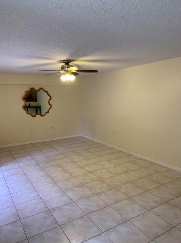 7301 73rd Way, West Palm Beach FL  33407-6732 exterior