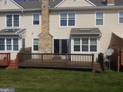 163 Gleneagles Ct, Blue Bell PA  19422-3244 exterior