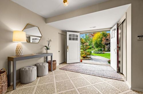 144 Vernon Dr, Scarsdale, NY 10583-6150