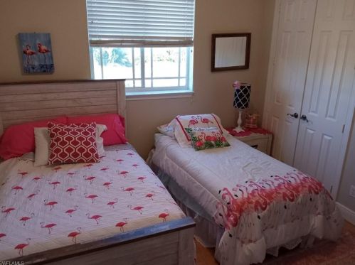 9625 6th St, Naples FL  34108-2204 exterior