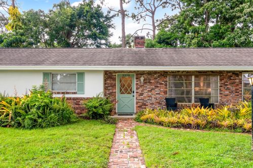 5528 Hibiscus Rd, Jupiter, FL 33458-3427