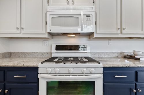 1200 Judson St, Belmont CA  94002-2845 exterior