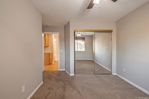 42522 15 St, Lancaster CA 93534-6212 exterior