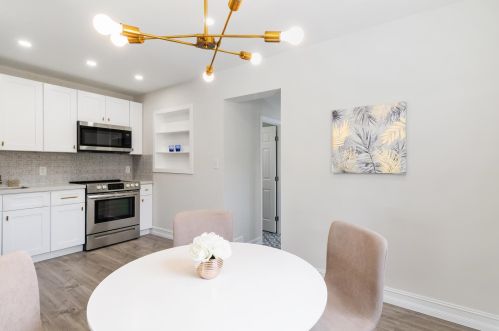 726 56th St, West Palm Beach FL  33407-2508 exterior