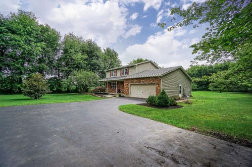 2970 Bantam Rd, Mount Olive, OH 45106-8311