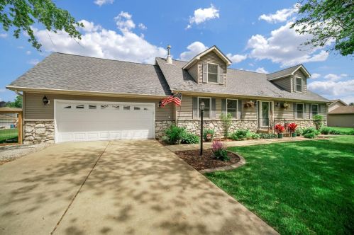 7602 71st Ct, Hobart, IN 46342-6759