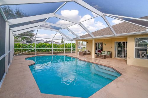 1774 Aires Ln, Fort Pierce, FL 34984-3757
