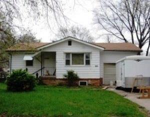 1306 Yuma St, Manhattan KS  66502-4344 exterior