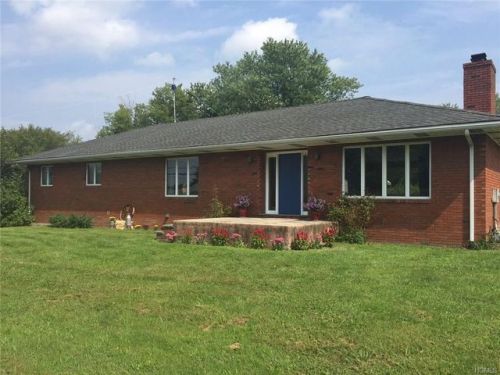 286 Schutt Rd, Middletown, NY 10940-2574