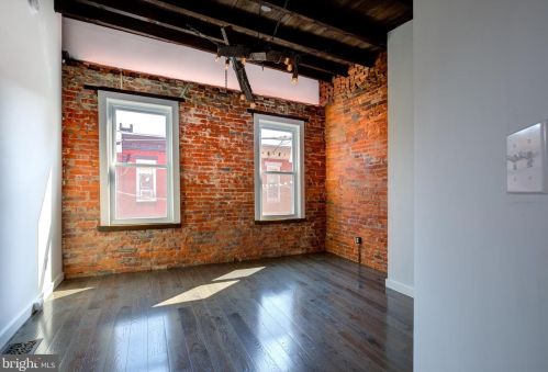 121 Mercy St, Philadelphia PA  19148-2613 exterior
