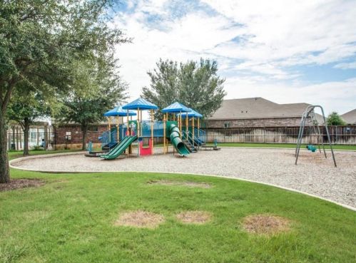 5849 Mount Plymouth Pt, Fort Worth TX  76179-5278 exterior