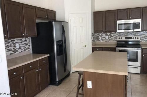 14191 Charter Oak Rd, Sun City, AZ 85379-5537