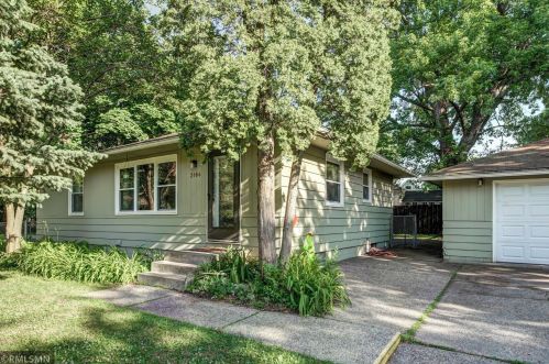 2104 Emerald Ln, Saint Paul, MN 55122-2842