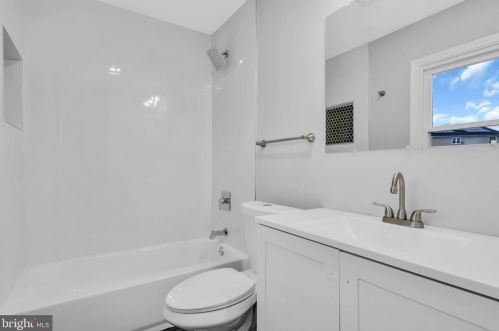 9 Snowflower Ln, Willingboro NJ  08046-1012 exterior