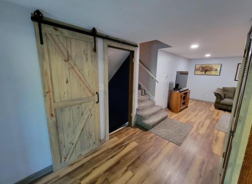 817 Forest Hill Dr, Green Bay, WI 54311-5925