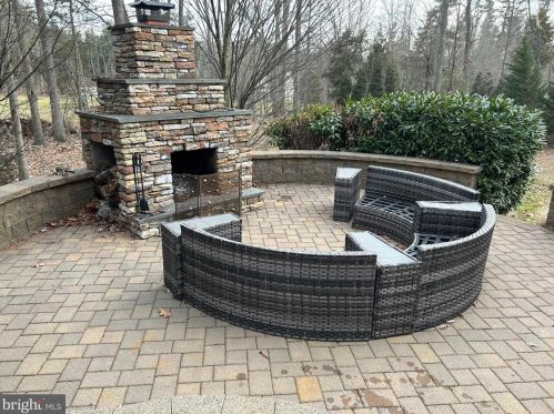 2120 Hudnut Rd, Collegeville PA  19473-2022 exterior