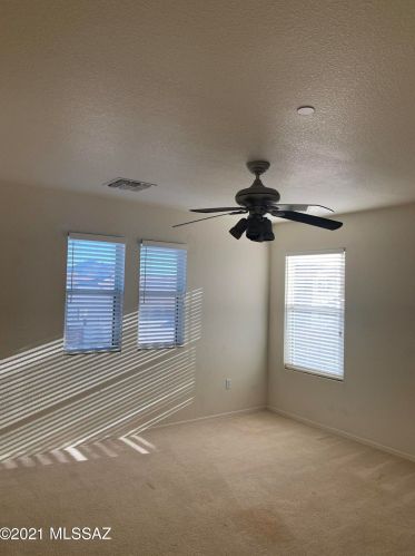 8167 Eagle Heart Ct, Tucson AZ  85757-1655 exterior