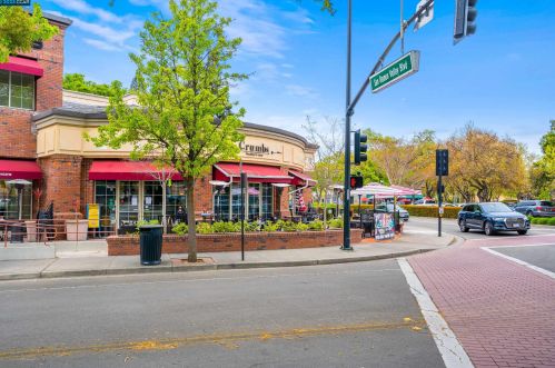 118 Lawnview Cir, Danville CA  94526-5107 exterior