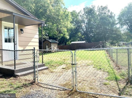 1 Old Barn Rd, Richmond National Battlefiel VA  22835-9008 exterior