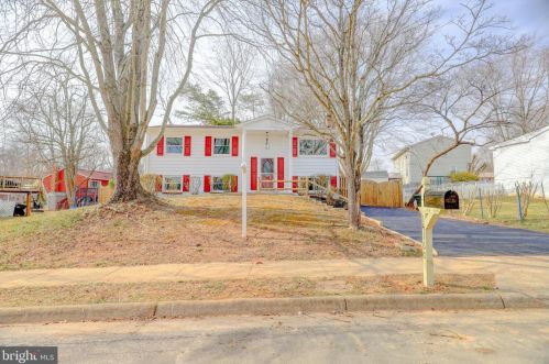 14160 Landon Ln, Woodbridge, VA 22193-4343