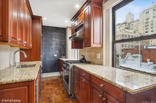 317 87th St, New York, NY 10024-2604