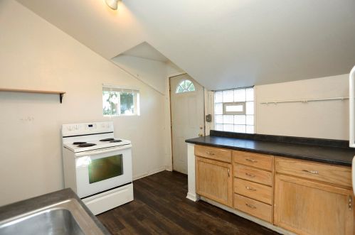 606 Locust St, Milwaukee WI 53212-2545 exterior