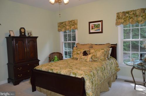 113 Lacy Ln, Bowling Green VA  22427-9310 exterior