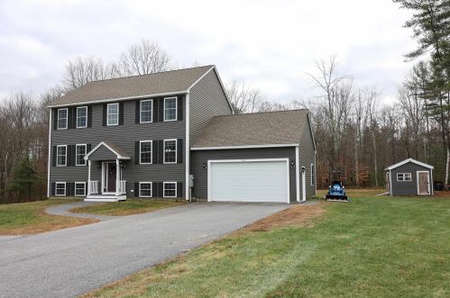 724 Fremont Rd, Chester, NH 03036-4182