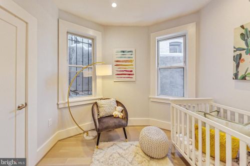 2119 1st St, Washington DC  20001-1004 exterior