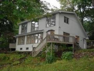 77 Cupsaw Dr, Skyline Lakes, NJ 07456-2301