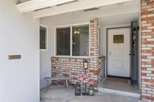 1429 Montclair Dr, Modesto CA  95350-0647 exterior