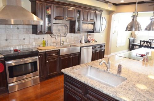 534 Paradise, Galveston TX  77554-6189 exterior