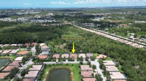 10308 Yorkstone Dr, Bonita Springs, FL 34135-5093