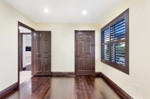 2340 Robinhood Pl, Orange CA  92867-1851 exterior