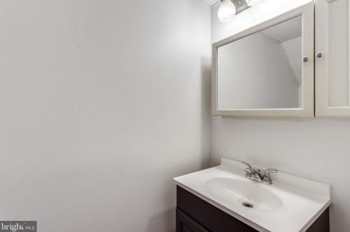 14 Mallard Ct, Charles Town WV  25414-5803 exterior