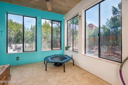 105 Castle Rock Trl, Sedona AZ 86336-6820 exterior