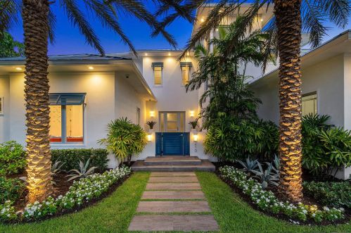 210 7th St, Delray Beach FL  33444-3924 exterior