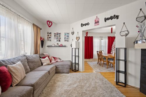 237 Union St, Waukesha WI  53188-3741 exterior